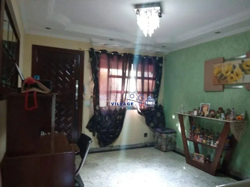 Sobrado com 2 quartos à venda, 100m2 em Conjunto Residencial Vista Verde, São Paulo - SP - imagem 3 Foto 3 de Sobrado com 2 quartos à venda, 100m2 em Conjunto Residencial Vista Verde, São Paulo - SP