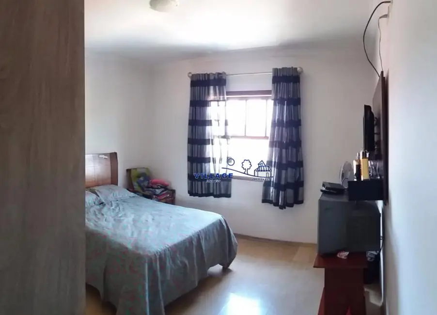 Foto 6 de Casa de Condomínio com 4 quartos à venda, 350m2 em Jardim Regina, São Paulo - SP