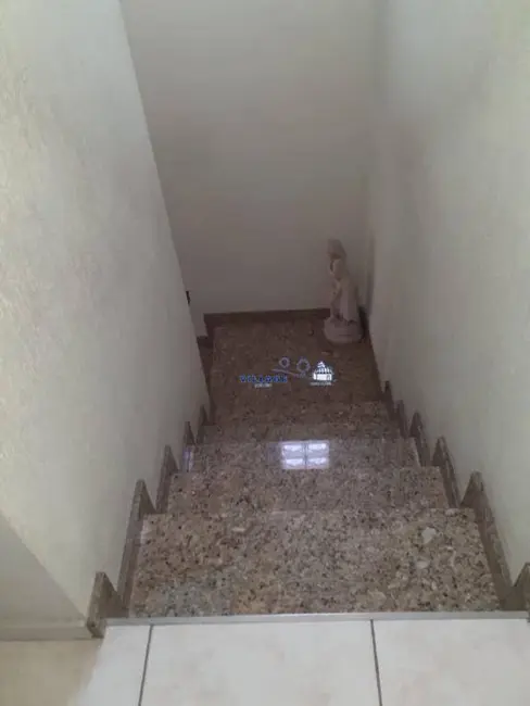 Sobrado com 4 quartos à venda, 250m2 em Jardim Santo Elias, São Paulo - SP - imagem 5 Foto 5 de Sobrado com 4 quartos à venda, 250m2 em Jardim Santo Elias, São Paulo - SP