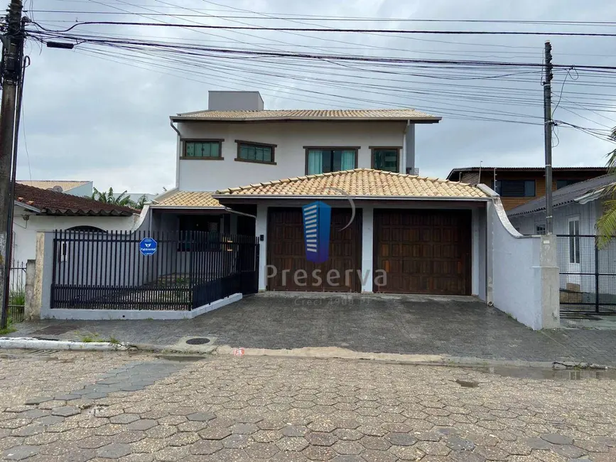 Foto 1 de Casa com 4 quartos à venda, 380m2 em São João, Itajai - SC