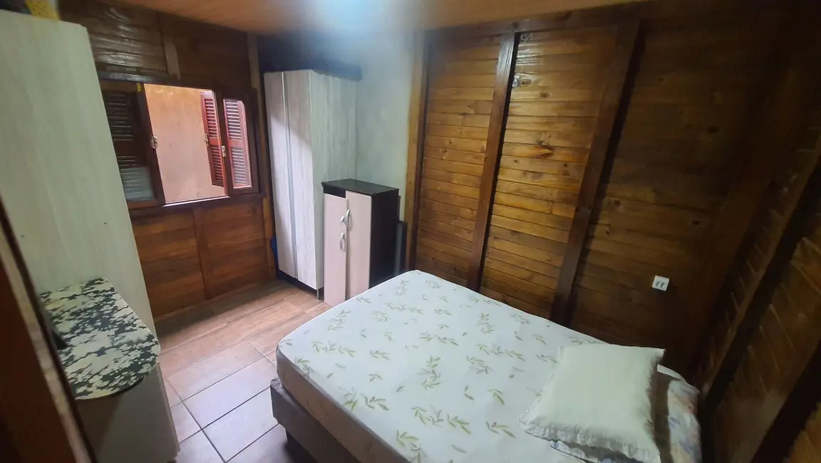 Foto 2 de Casa com 3 quartos para alugar, 250m2 em São Judas, Itajai - SC