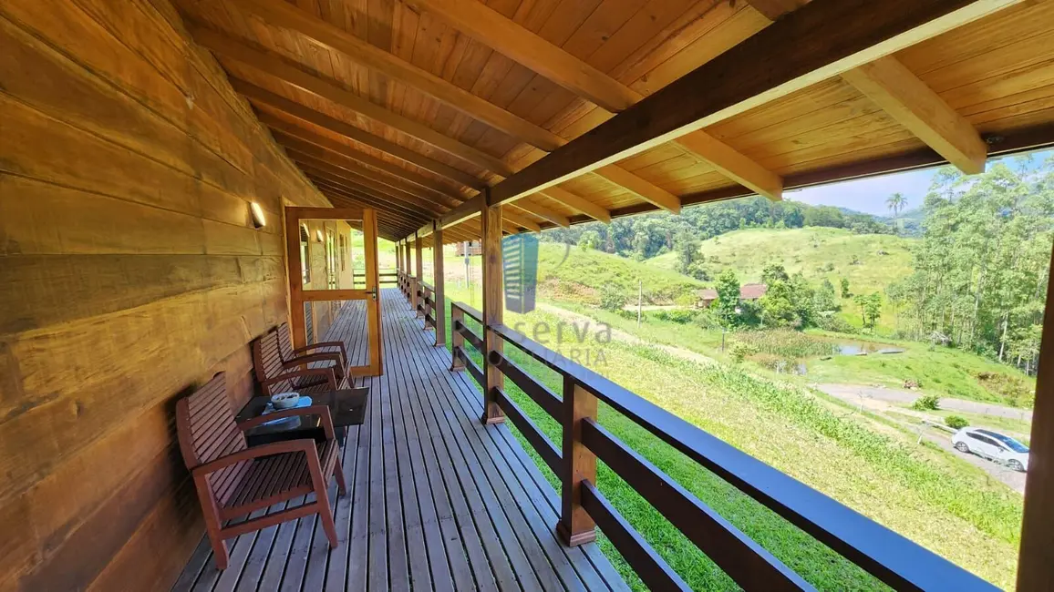 Chácara com 2 quartos à venda, 100000m2 em Centro, Rodeio - SC - imagem 6 Foto 6 de Chácara com 2 quartos à venda, 100000m2 em Centro, Rodeio - SC