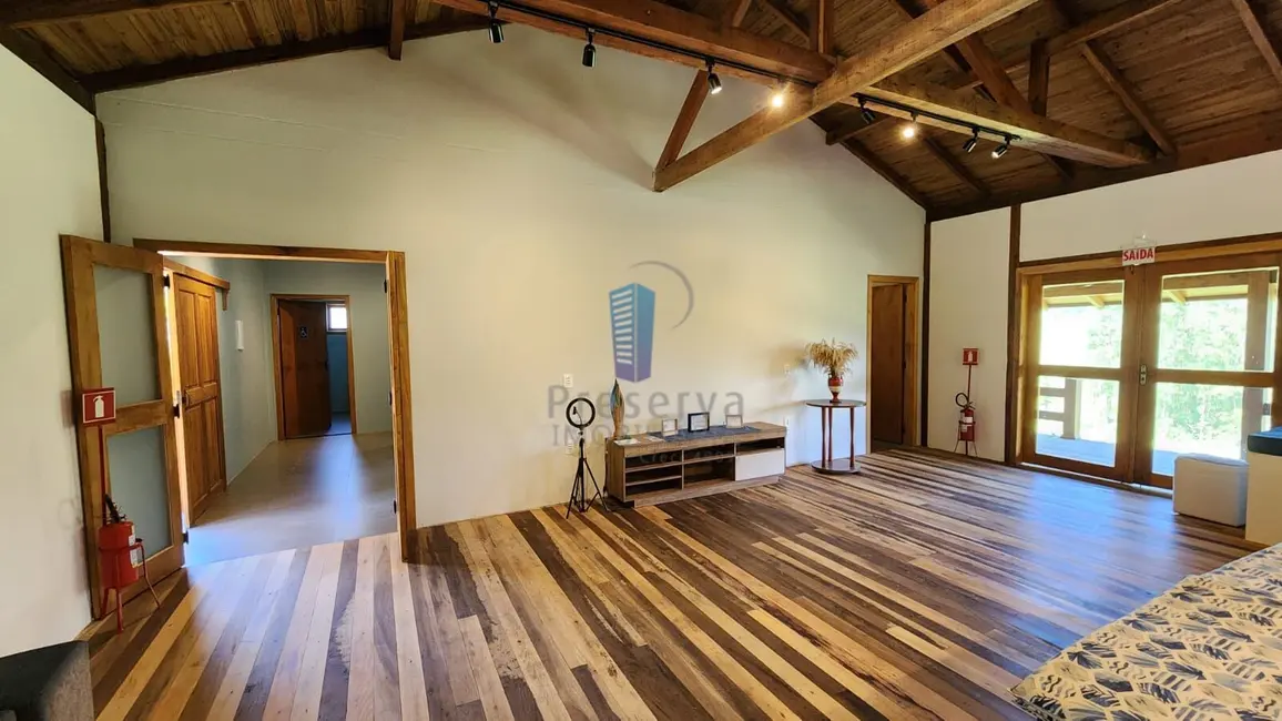 Chácara com 2 quartos à venda, 100000m2 em Centro, Rodeio - SC - imagem 9 Foto 9 de Chácara com 2 quartos à venda, 100000m2 em Centro, Rodeio - SC