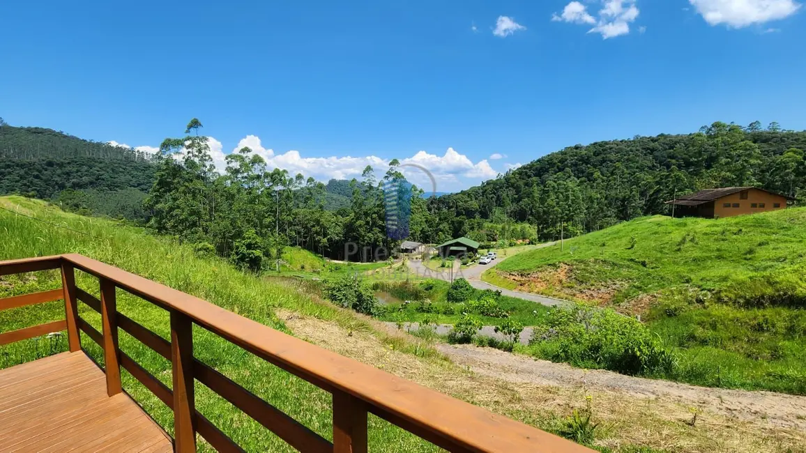 Chácara com 2 quartos à venda, 100000m2 em Centro, Rodeio - SC - imagem 4 Foto 4 de Chácara com 2 quartos à venda, 100000m2 em Centro, Rodeio - SC