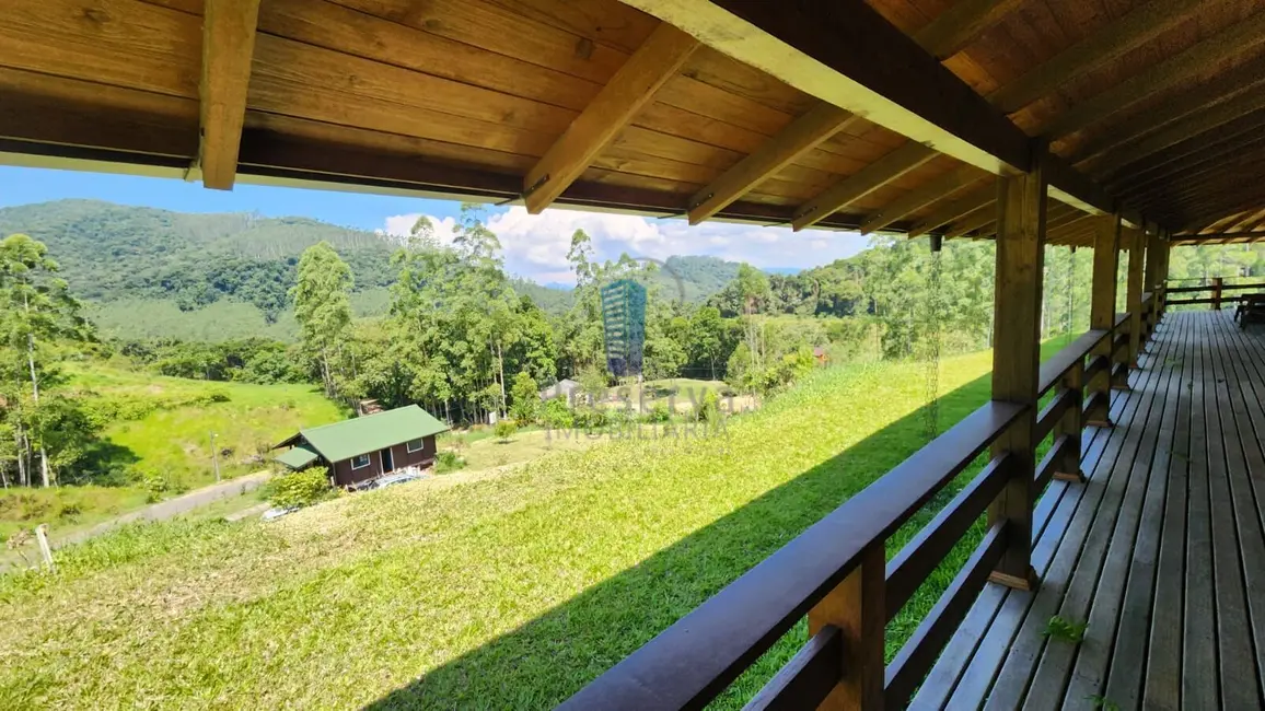 Chácara com 2 quartos à venda, 100000m2 em Centro, Rodeio - SC - imagem 1 Foto 1 de Chácara com 2 quartos à venda, 100000m2 em Centro, Rodeio - SC