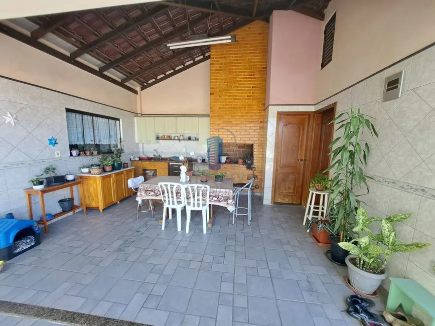 Foto 7 de Casa com 3 quartos para alugar, 435m2 em Dom Bosco, Itajai - SC
