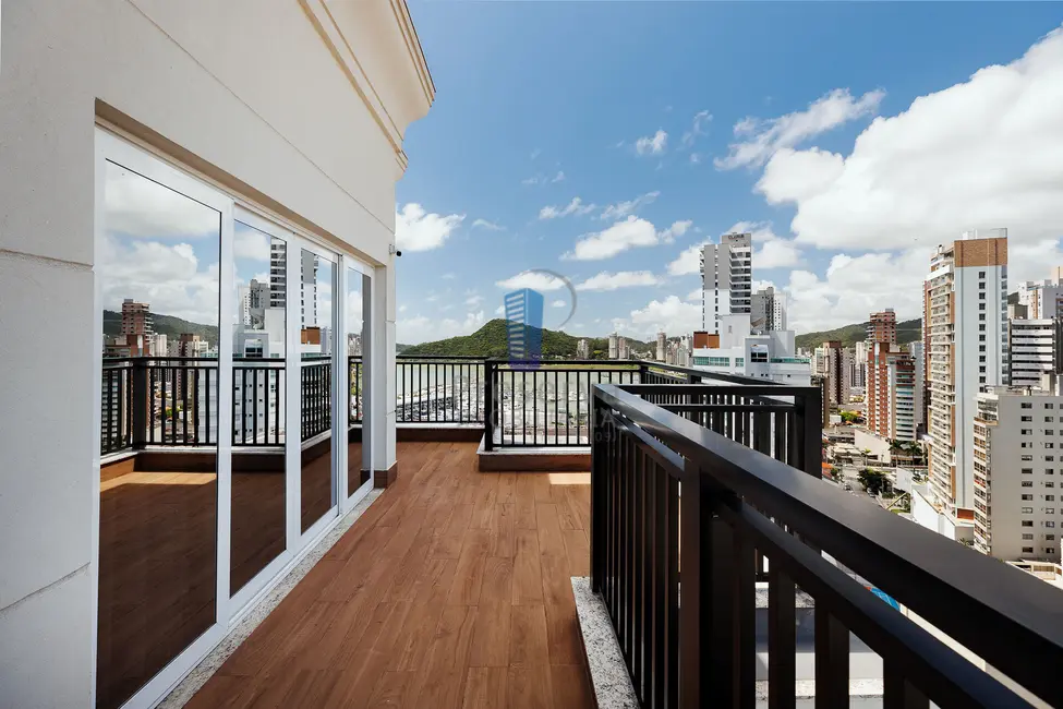 Apartamento com 4 quartos à venda, 158m2 em Centro, Itajai - SC - imagem 2 Foto 2 de Apartamento com 4 quartos à venda, 158m2 em Centro, Itajai - SC