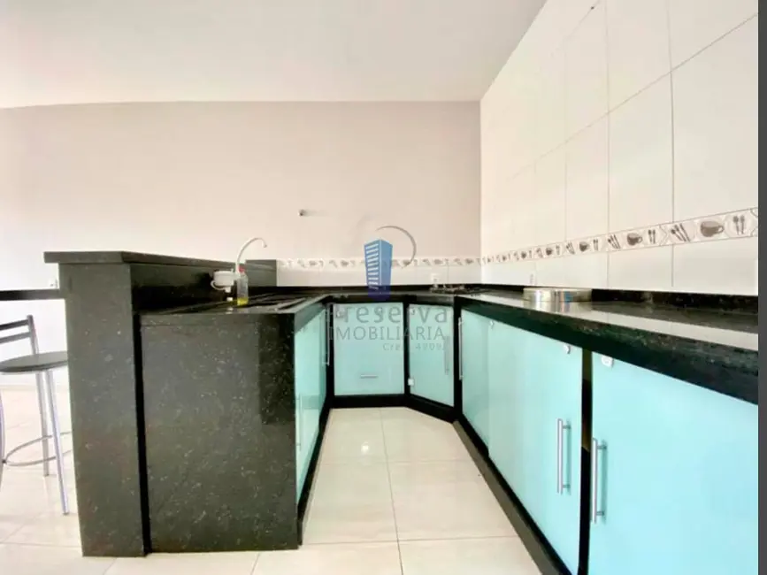 Sobrado com 4 quartos à venda, 100m2 em Murta, Itajai - SC - imagem 2 Foto 2 de Sobrado com 4 quartos à venda, 100m2 em Murta, Itajai - SC