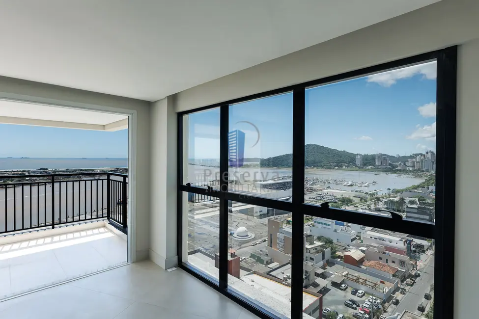 Foto 1 de Apartamento com 5 quartos à venda, 312m2 em Centro, Itajai - SC