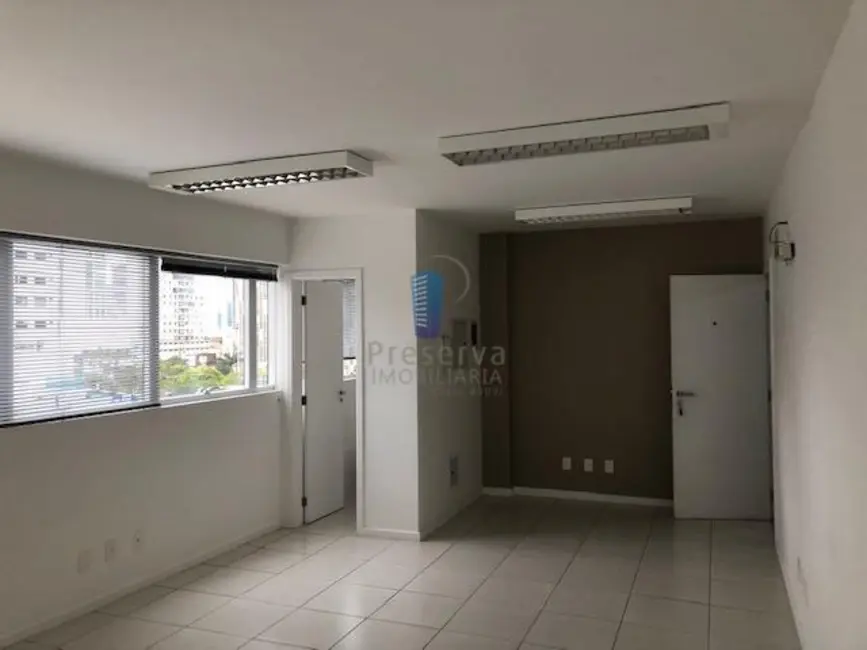 Sala Comercial à venda, 32m2 em Centro, Itajai - SC - imagem 3 Foto 3 de Sala Comercial à venda, 32m2 em Centro, Itajai - SC