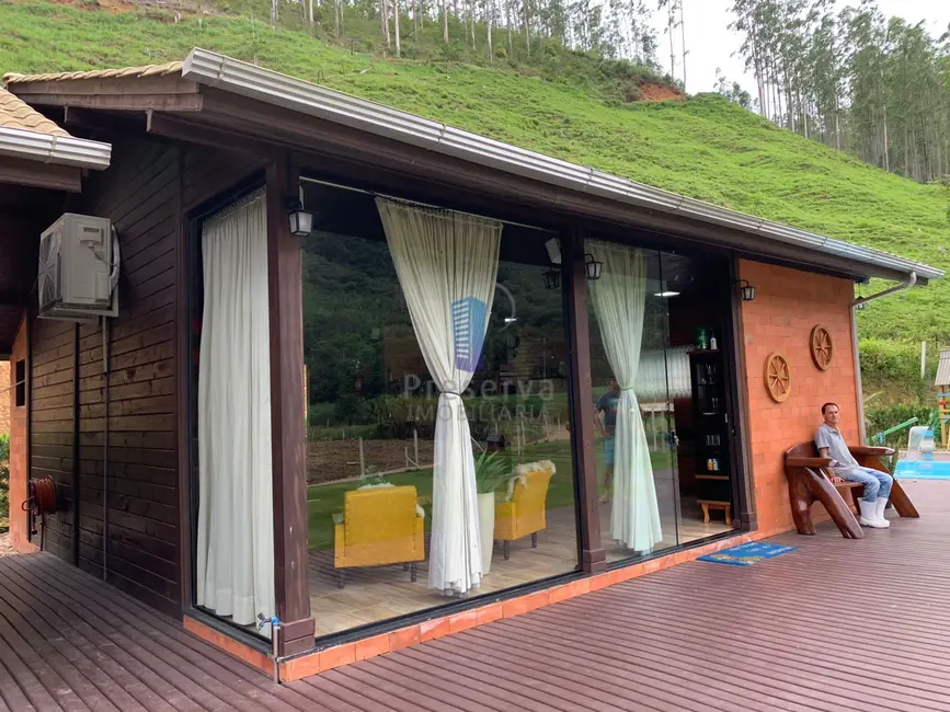 Chácara com 3 quartos à venda, 30m2 em Centro, Major Gercino - SC - imagem 7 Foto 7 de Chácara com 3 quartos à venda, 30m2 em Centro, Major Gercino - SC