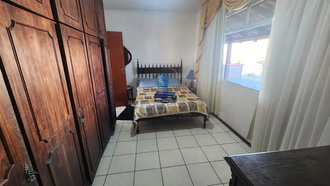 Sobrado com 5 quartos à venda, 250m2 em São Vicente, Itajai - SC - imagem 7 Foto 7 de Sobrado com 5 quartos à venda, 250m2 em São Vicente, Itajai - SC