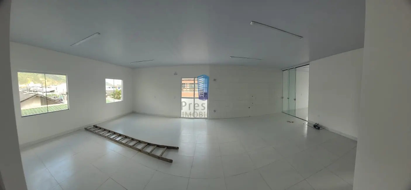 Foto 4 de Sala Comercial para alugar, 90m2 em Espinheiros, Itajai - SC