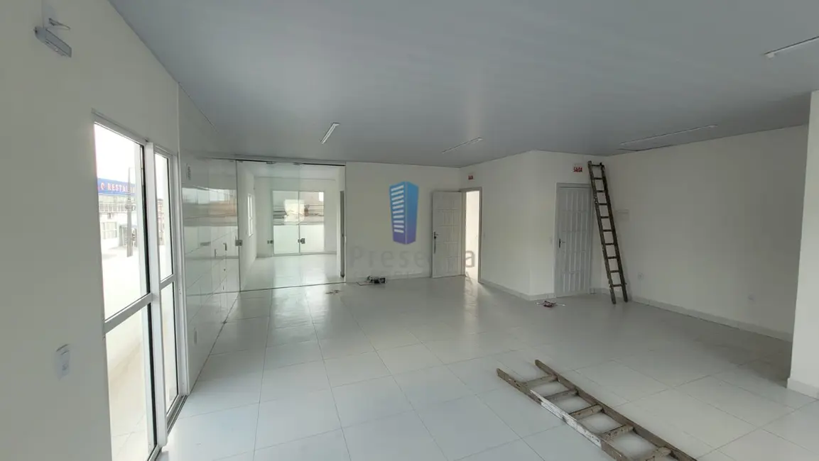 Foto 1 de Sala Comercial para alugar, 90m2 em Espinheiros, Itajai - SC