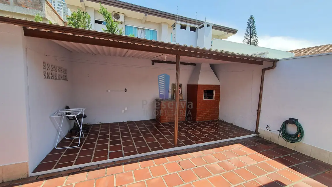 Casa com 4 quartos à venda, 162m2 em Dom Bosco, Itajai - SC - imagem 8 Foto 8 de Casa com 4 quartos à venda, 162m2 em Dom Bosco, Itajai - SC