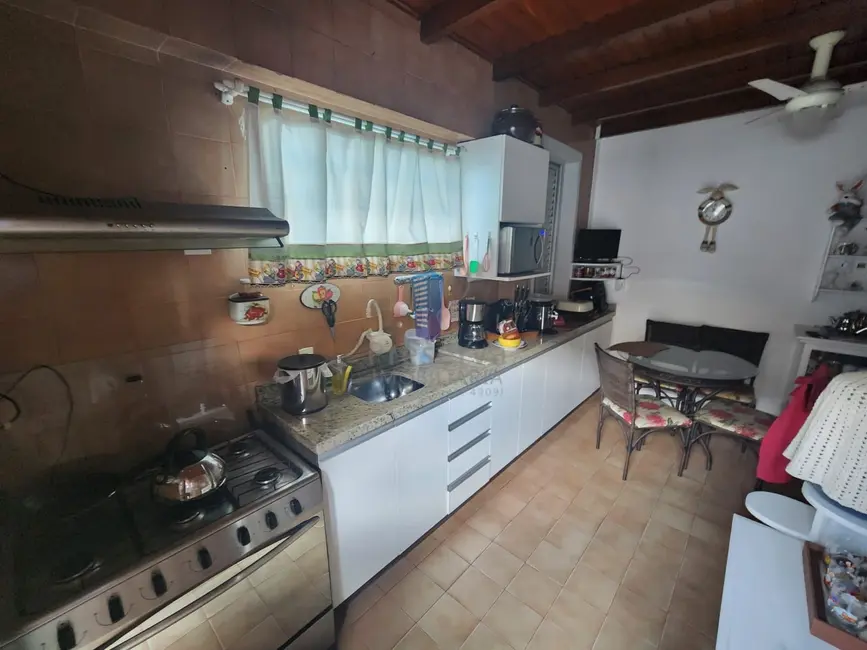 Foto 7 de Casa com 4 quartos para alugar, 148m2 em Centro, Itajai - SC