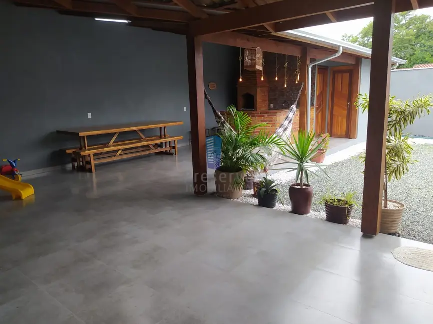 Casa com 2 quartos à venda, 200m2 em Espinheiros, Itajai - SC - imagem 5 Foto 5 de Casa com 2 quartos à venda, 200m2 em Espinheiros, Itajai - SC