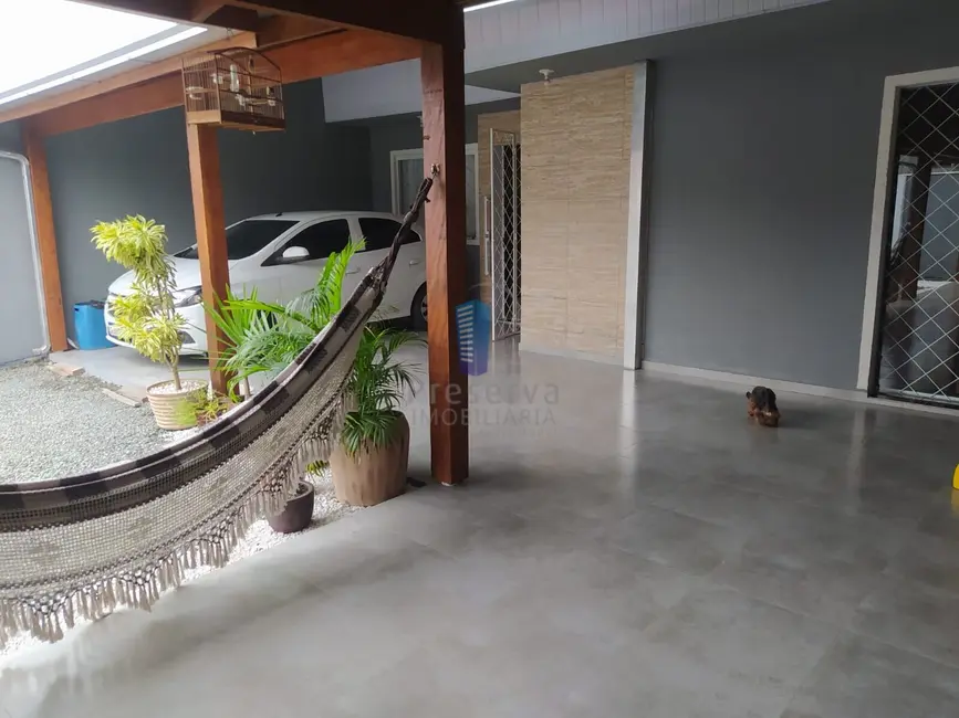 Casa com 2 quartos à venda, 200m2 em Espinheiros, Itajai - SC - imagem 2 Foto 2 de Casa com 2 quartos à venda, 200m2 em Espinheiros, Itajai - SC