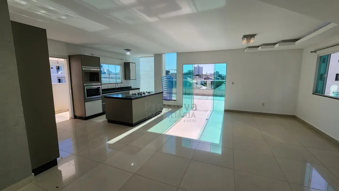 Foto 1 de Prédio Inteiro à venda, 550m2 em Dom Bosco, Itajai - SC