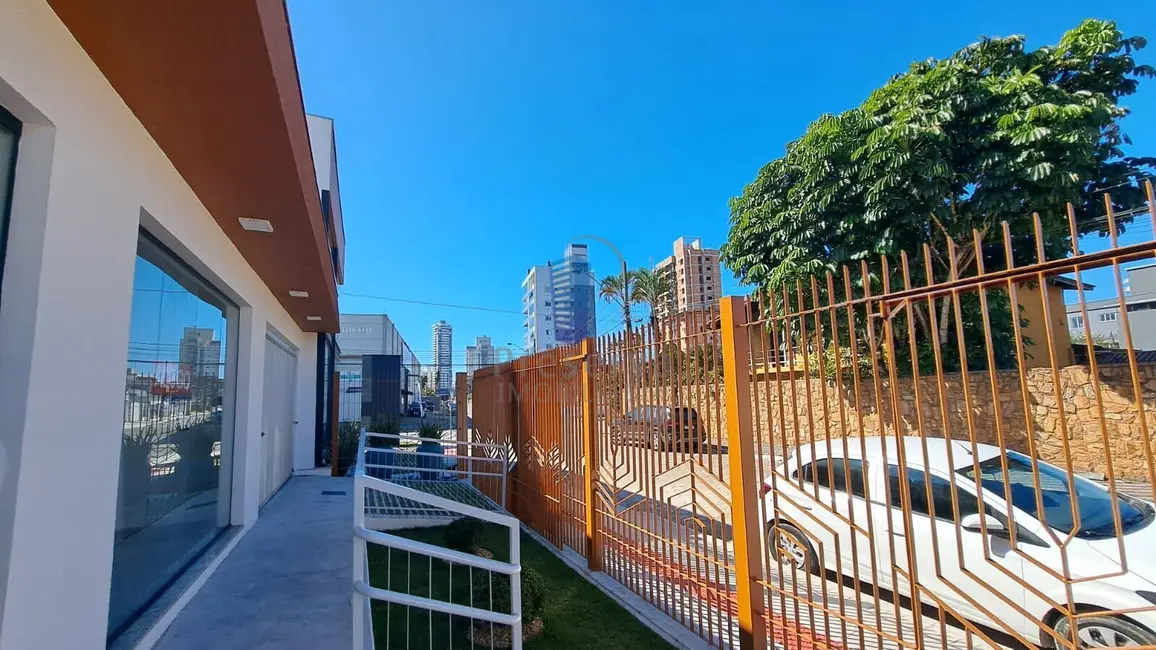 Foto 3 de Sala Comercial para alugar, 120m2 em São Judas, Itajai - SC