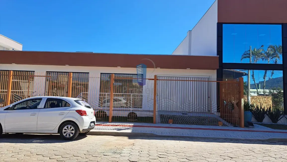 Foto 6 de Sala Comercial para alugar, 120m2 em São Judas, Itajai - SC