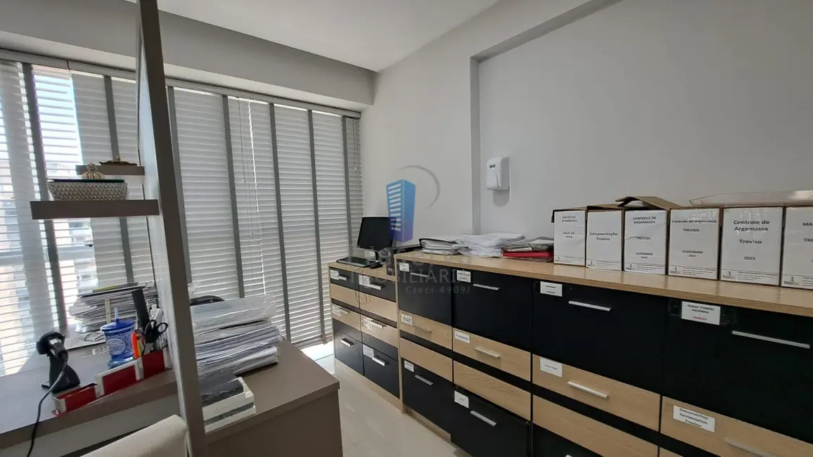 Sala Comercial à venda, 108m2 em Centro, Itajai - SC - imagem 8 Foto 8 de Sala Comercial à venda, 108m2 em Centro, Itajai - SC