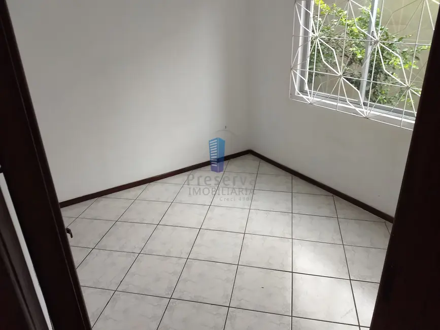 Foto 2 de Apartamento com 2 quartos para alugar, 55m2 em Dom Bosco, Itajai - SC