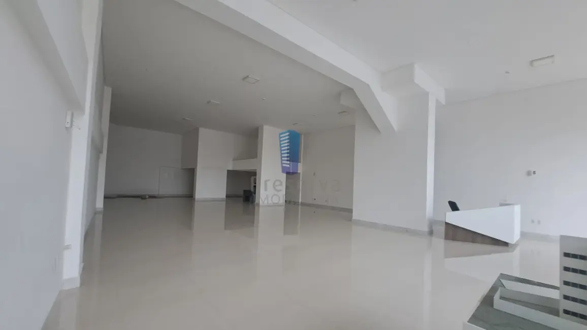 Foto 1 de Sala Comercial à venda, 288m2 em Centro, Itajai - SC