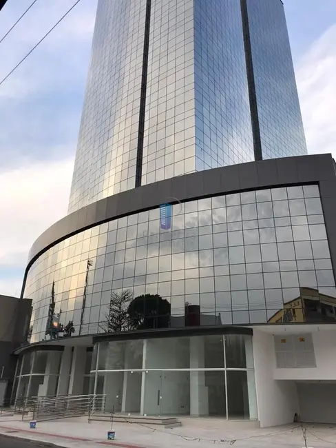 Foto 2 de Sala Comercial à venda, 288m2 em Centro, Itajai - SC