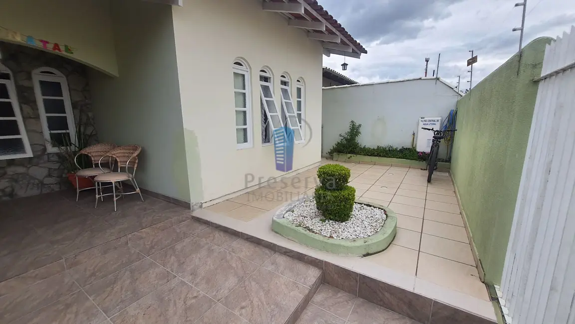 Foto 4 de Casa com 5 quartos à venda, 200m2 em Ressacada, Itajai - SC