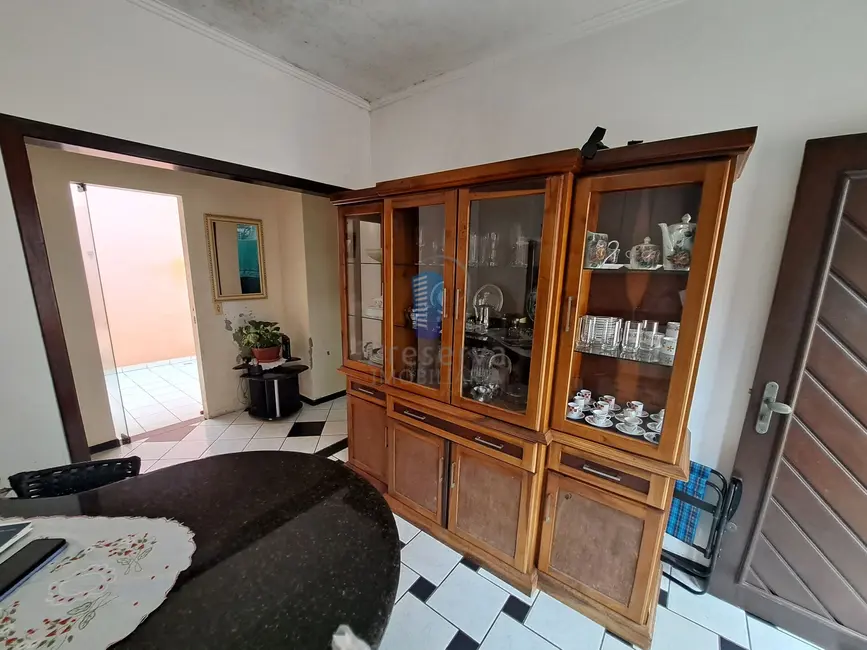 Foto 6 de Casa com 3 quartos à venda, 200m2 em Dom Bosco, Itajai - SC