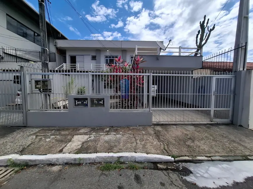 Foto 1 de Casa com 5 quartos à venda, 400m2 em Barra do Rio, Itajai - SC