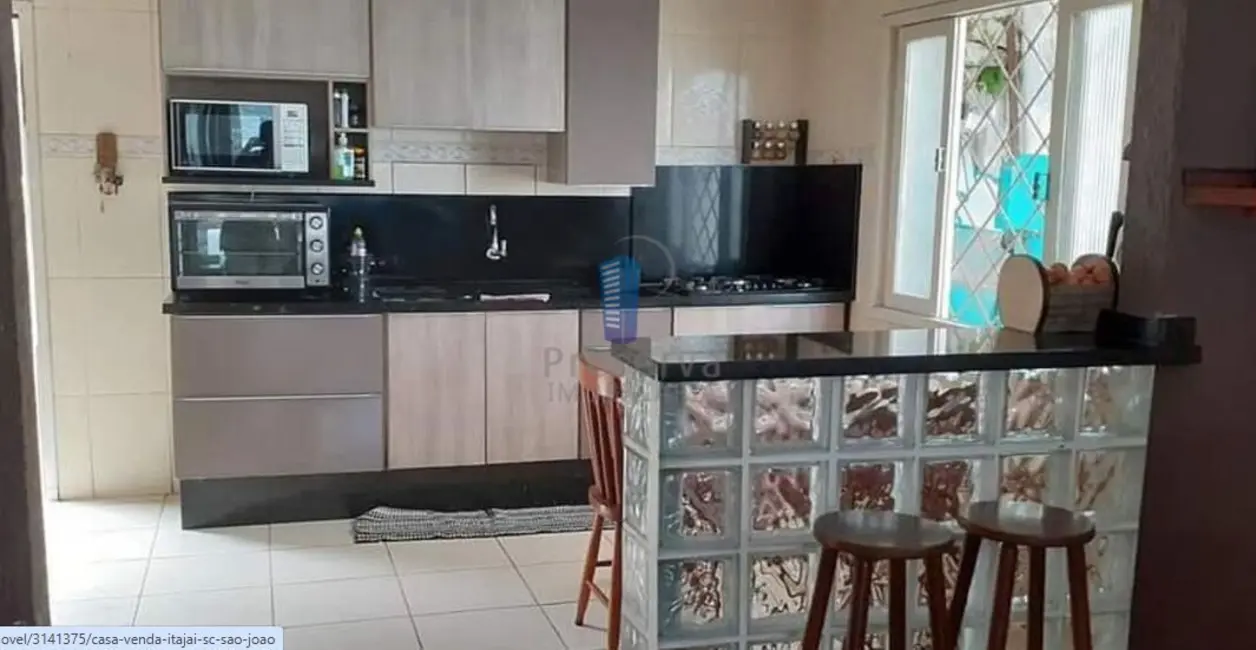 Casa com 2 quartos à venda, 100m2 em São João, Itajai - SC - imagem 5 Foto 5 de Casa com 2 quartos à venda, 100m2 em São João, Itajai - SC