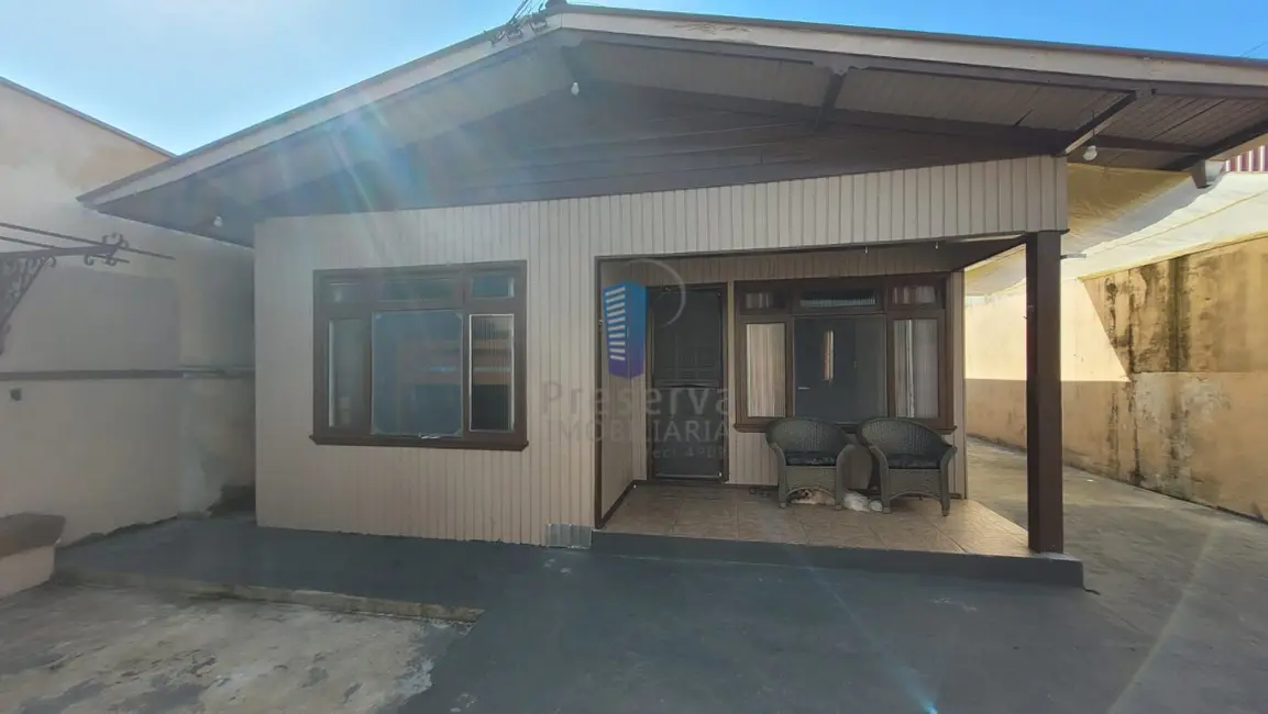 Foto 1 de Casa com 2 quartos à venda, 100m2 em São João, Itajai - SC