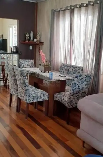 Casa com 2 quartos à venda, 100m2 em São João, Itajai - SC - imagem 4 Foto 4 de Casa com 2 quartos à venda, 100m2 em São João, Itajai - SC