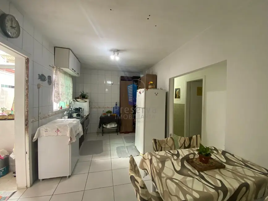Casa com 3 quartos à venda, 240m2 em Itaipava, Itajai - SC - imagem 3 Foto 3 de Casa com 3 quartos à venda, 240m2 em Itaipava, Itajai - SC