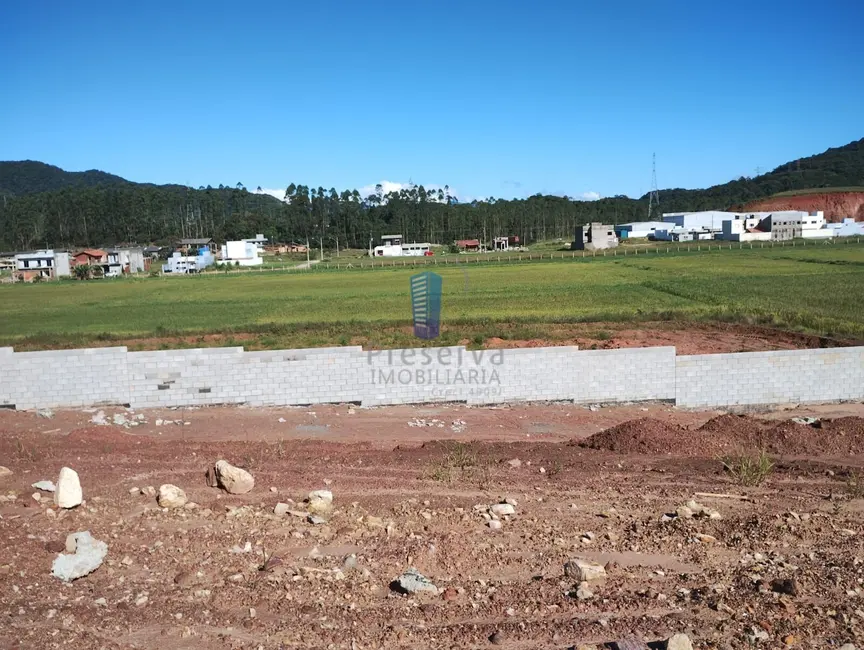 Foto 1 de Terreno / Lote à venda, 240m2 em Rio do Meio, Itajai - SC