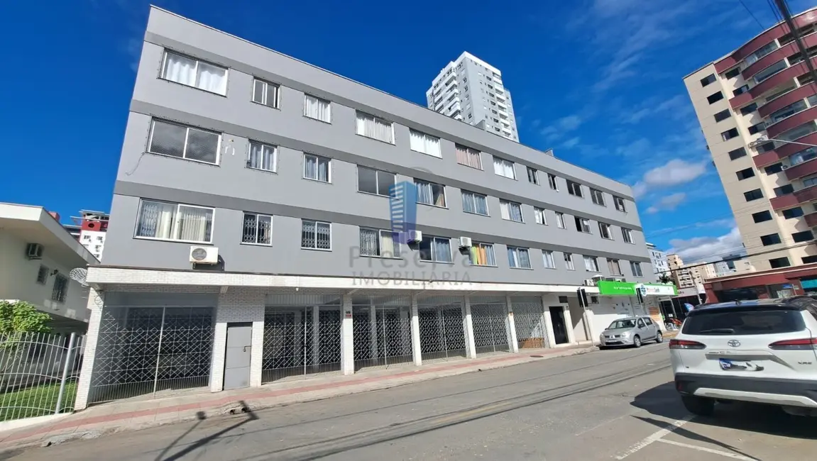 Foto 4 de Apartamento com 2 quartos para alugar, 90m2 em Centro, Itajai - SC