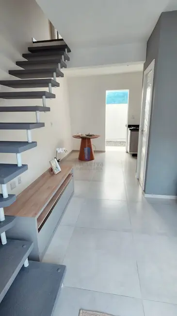 Foto 6 de Sobrado com 2 quartos à venda, 76m2 em Espinheiros, Itajai - SC