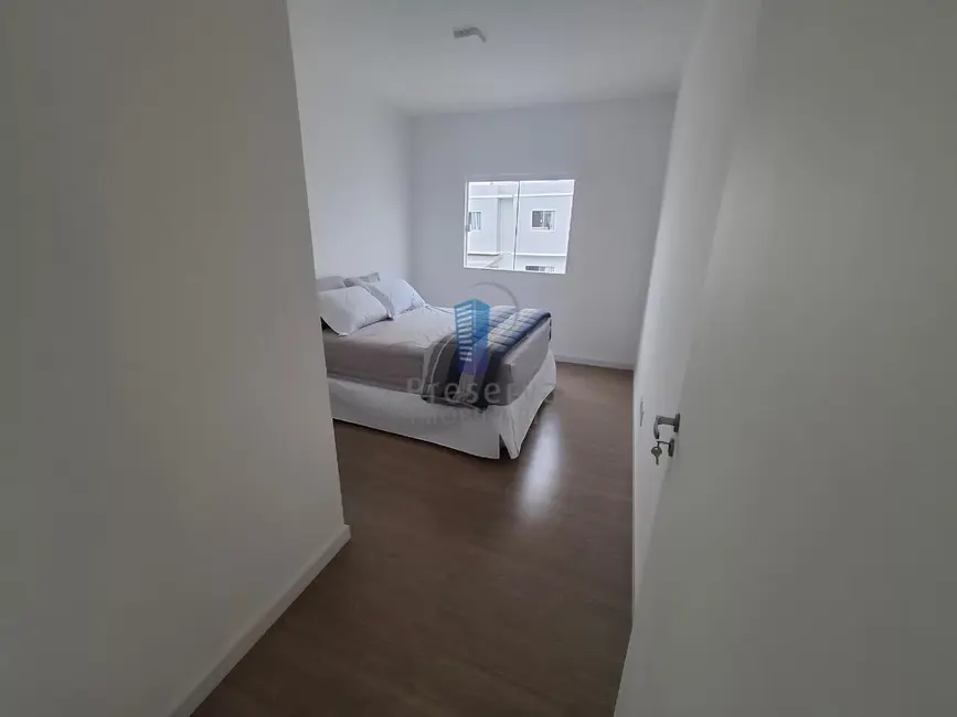 Foto 6 de Sobrado com 2 quartos à venda, 50m2 em Espinheiros, Itajai - SC