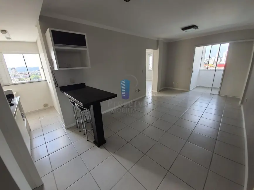 Foto 2 de Apartamento com 2 quartos para alugar, 62m2 em São João, Itajai - SC