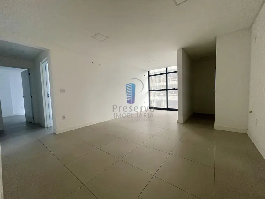 Foto 3 de Apartamento com 2 quartos à venda, 61m2 em São Francisco de Assis, Camboriu - SC
