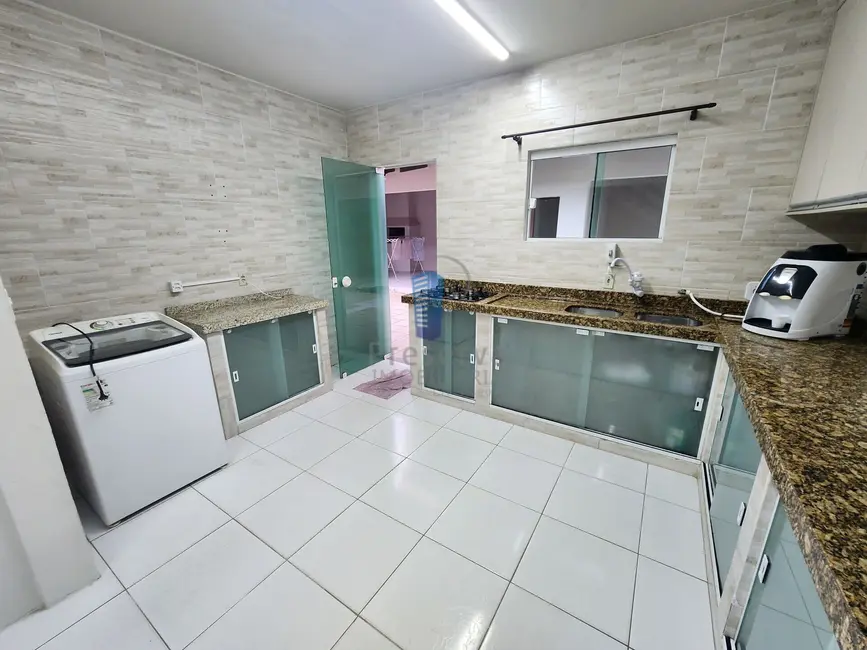 Foto 5 de Casa com 4 quartos para alugar, 230m2 em Dom Bosco, Itajai - SC