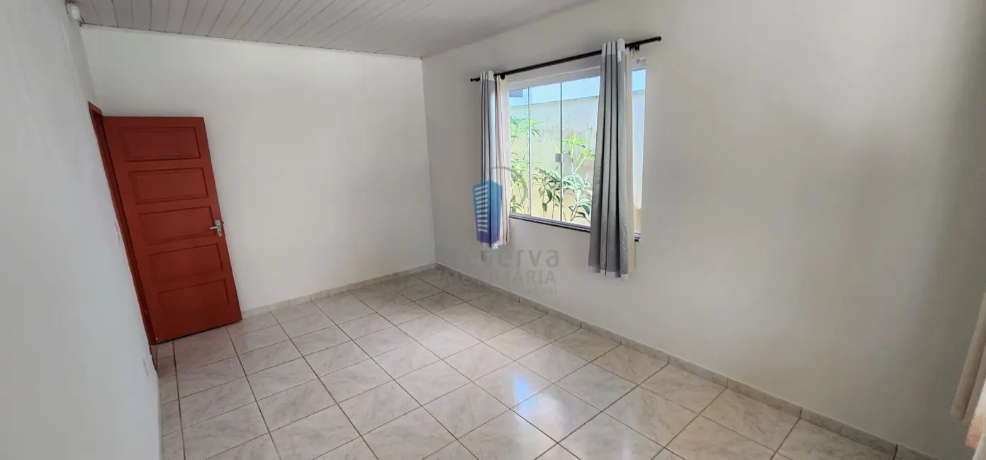 Foto 13 de Casa com 2 quartos para alugar, 100m2 em Fazenda, Itajai - SC