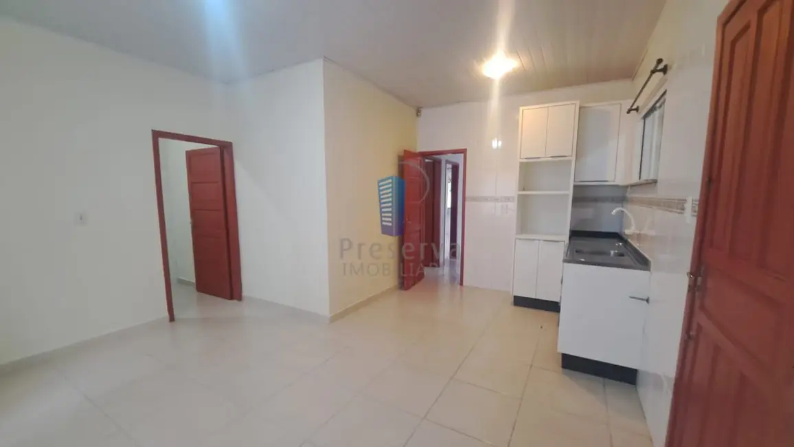 Casa com 2 quartos para alugar, 100m2 em Fazenda, Itajai - SC - imagem 4 Foto 4 de Casa com 2 quartos para alugar, 100m2 em Fazenda, Itajai - SC