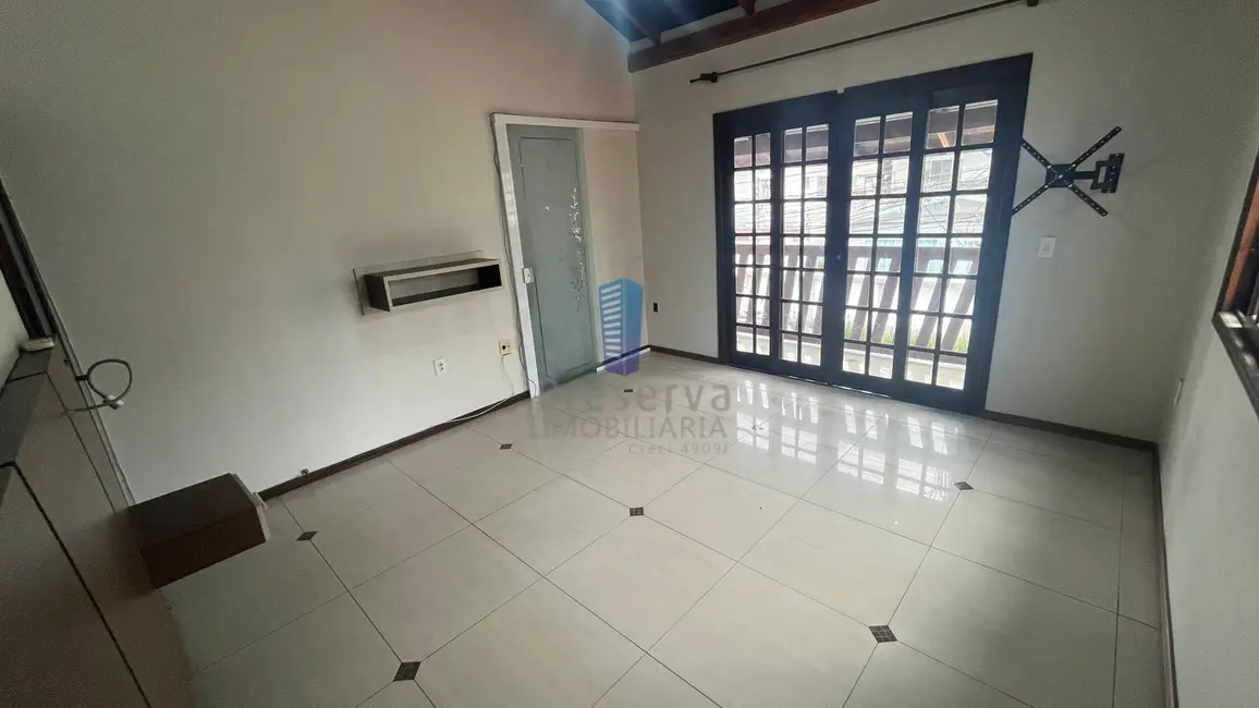 Foto 5 de Sobrado com 4 quartos à venda, 248m2 em Fazenda, Itajai - SC