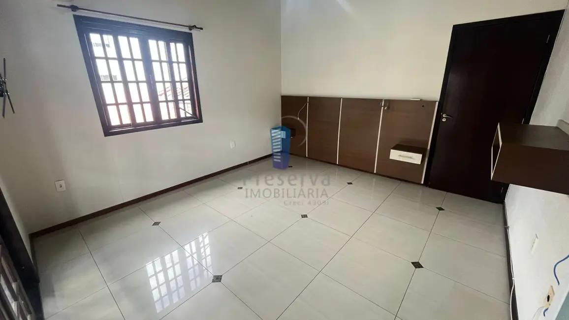 Foto 3 de Sobrado com 4 quartos à venda, 248m2 em Fazenda, Itajai - SC