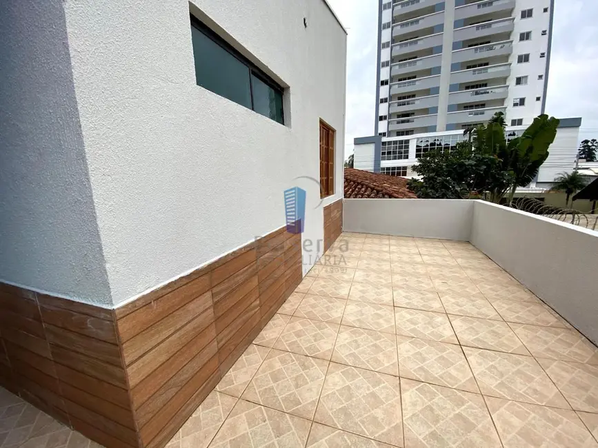 Foto 8 de Casa com 3 quartos para alugar, 400m2 em Fazendinha, Itajai - SC