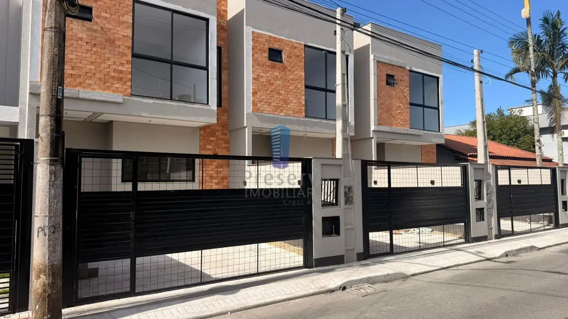 Foto 1 de Sobrado com 3 quartos à venda, 102m2 em São João, Itajai - SC