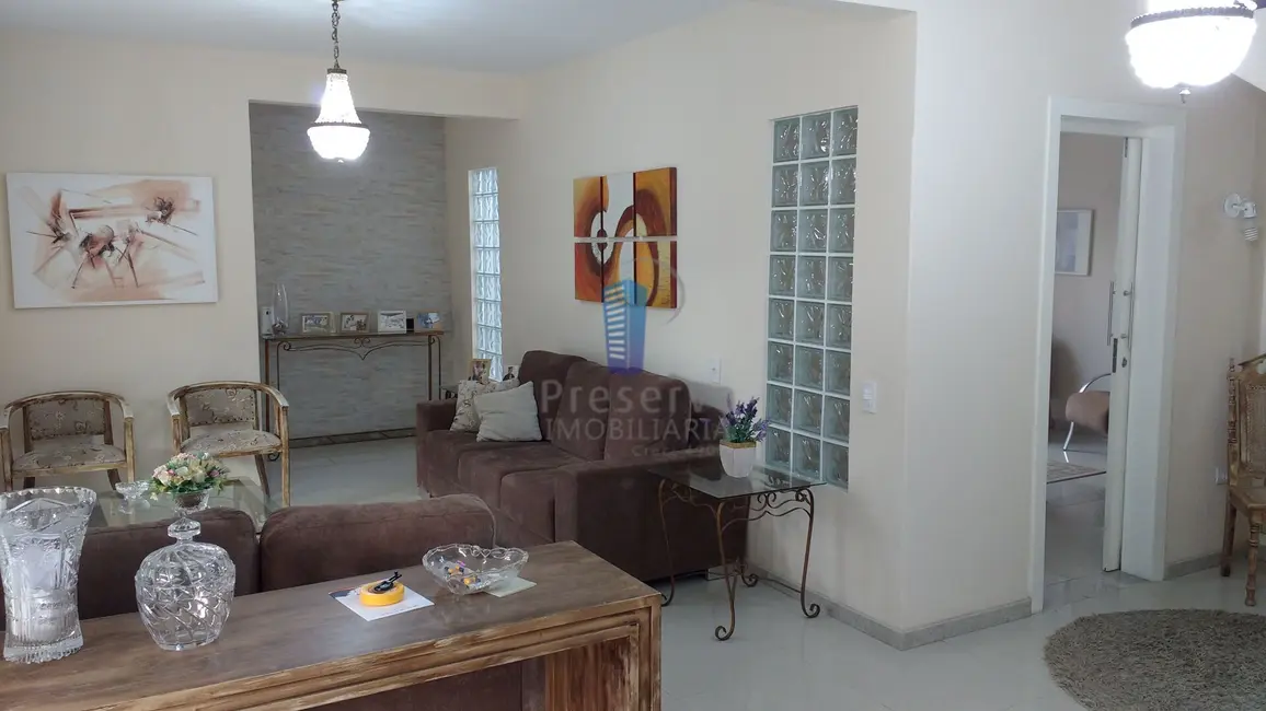 Sobrado com 3 quartos para alugar, 339m2 em Fazenda, Itajai - SC - imagem 4 Foto 4 de Sobrado com 3 quartos para alugar, 339m2 em Fazenda, Itajai - SC